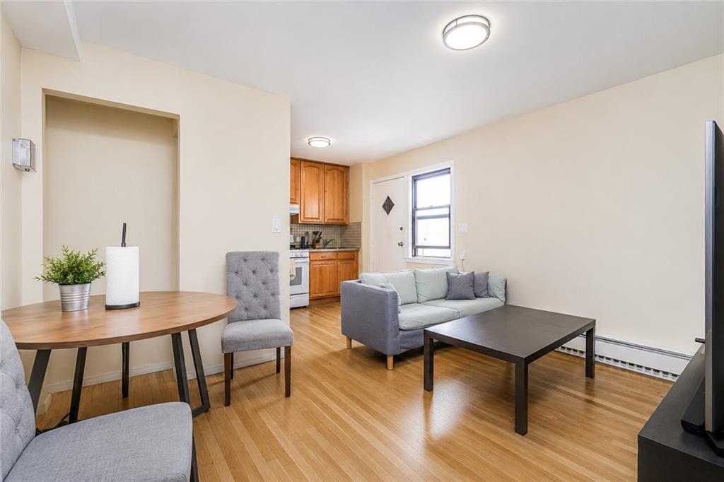 2655 Cropsey Bensonhurst 11214 New York photo