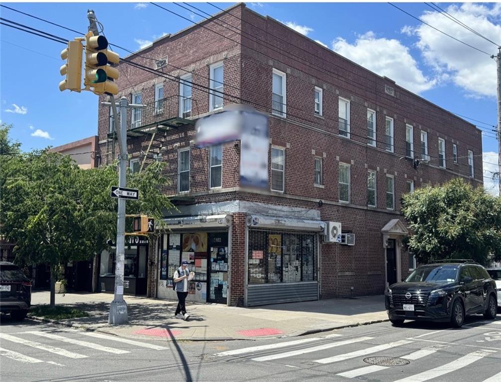 https://benbayrealty.s3.amazonaws.com/brooklynmls/501927/Untitleddesignjpeg