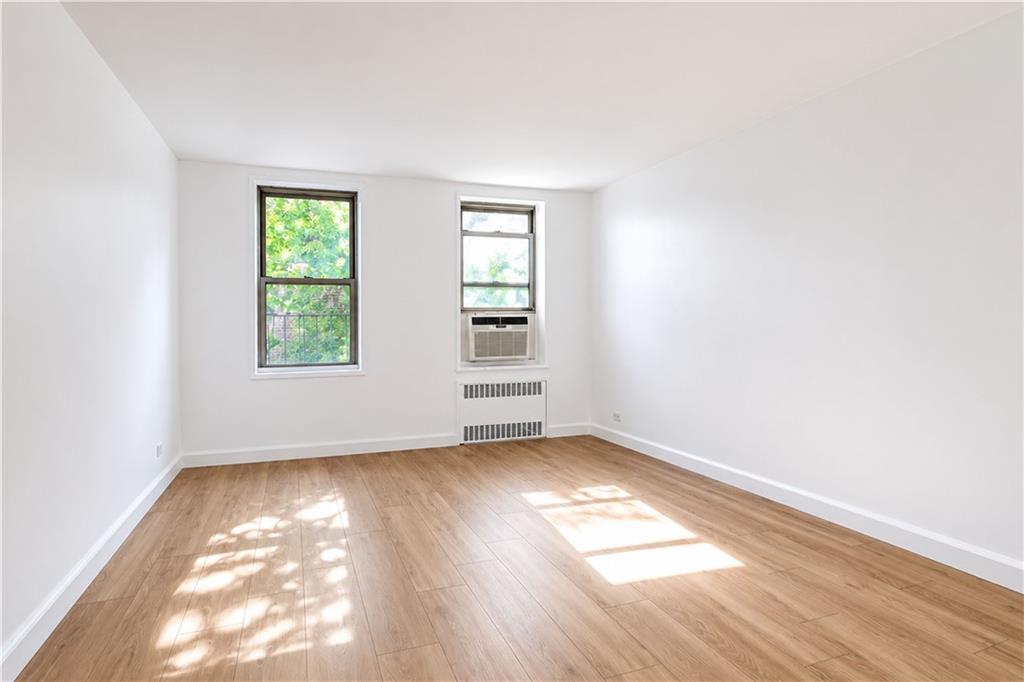 221 McDonald Windsor Terrace 11218 New York photo