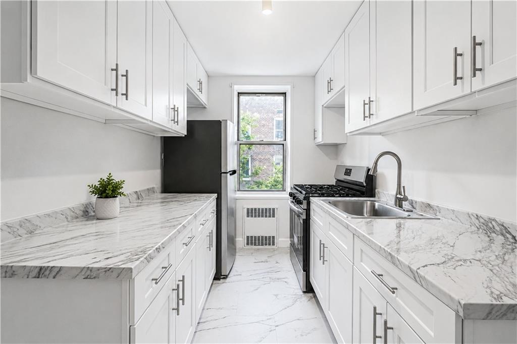 https://benbayrealty.s3.amazonaws.com/brooklynmls/502403/PhotoJun17202684359AMjpg
