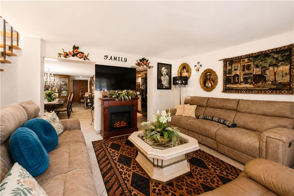 8817 16th Bensonhurst 11214 New York photo