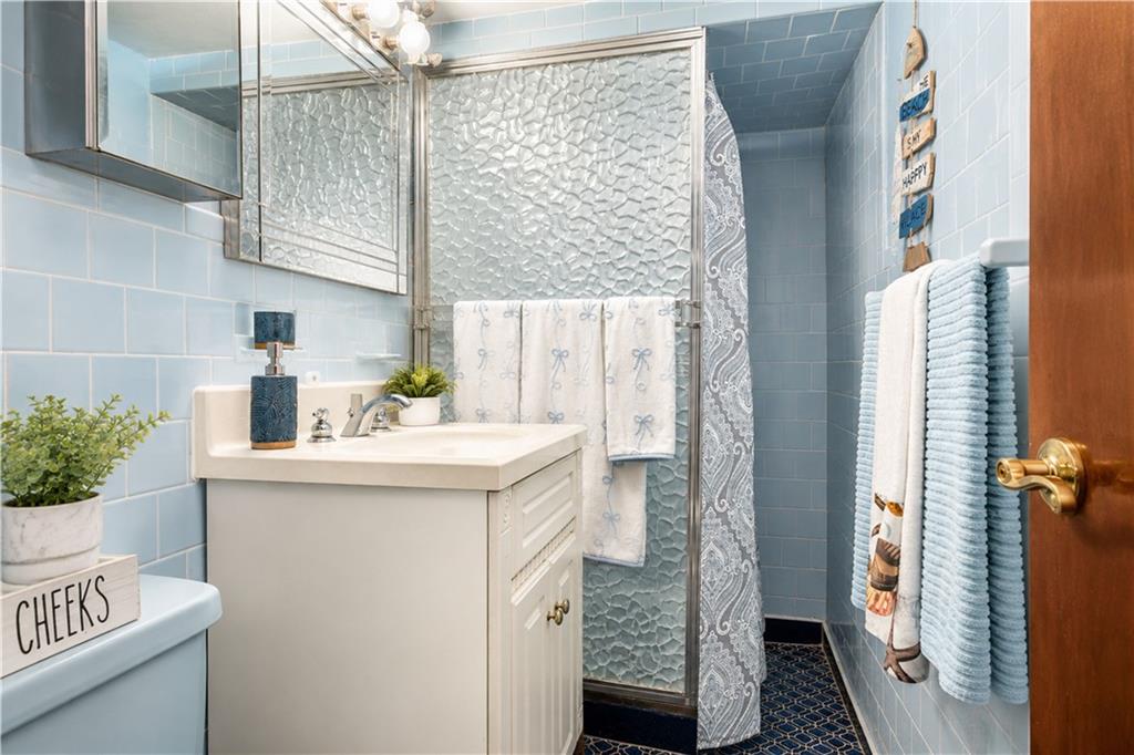 8817 16th Bensonhurst 11214 New York photo