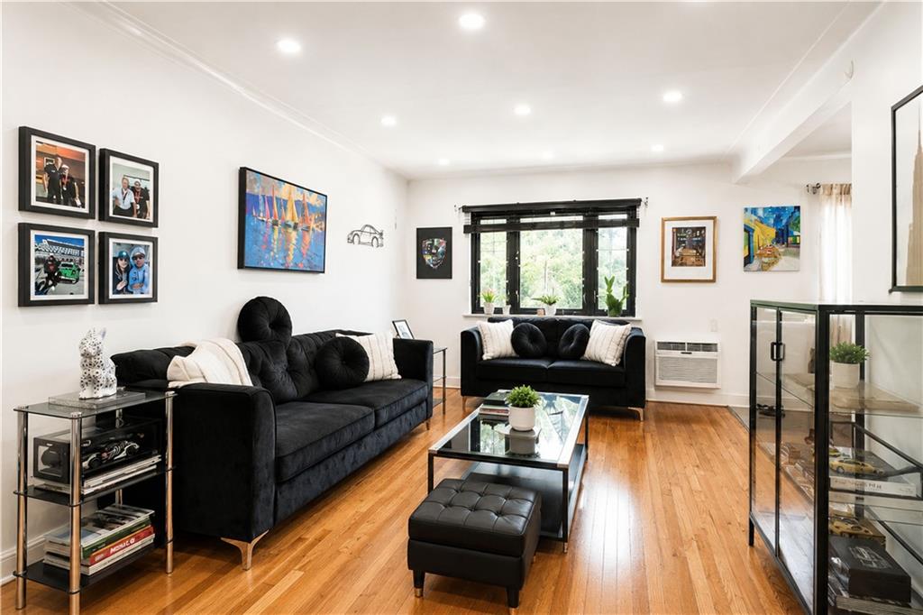 8817 16th Bensonhurst 11214 New York photo