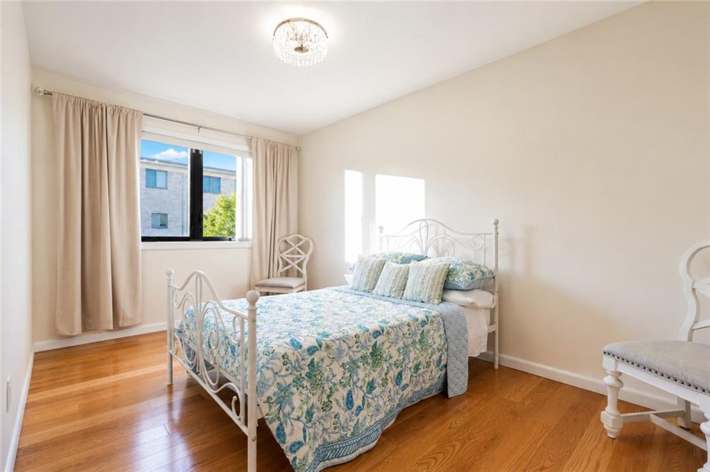 67 Claradon Grasmere 10305 New York photo