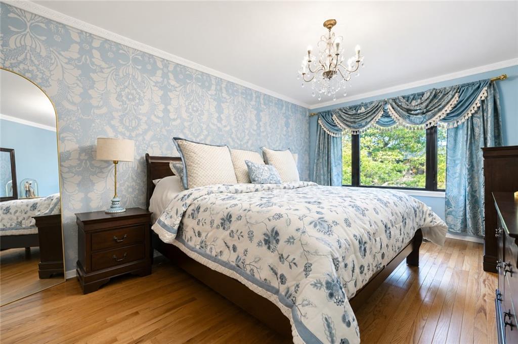 67 Claradon Grasmere 10305 New York photo