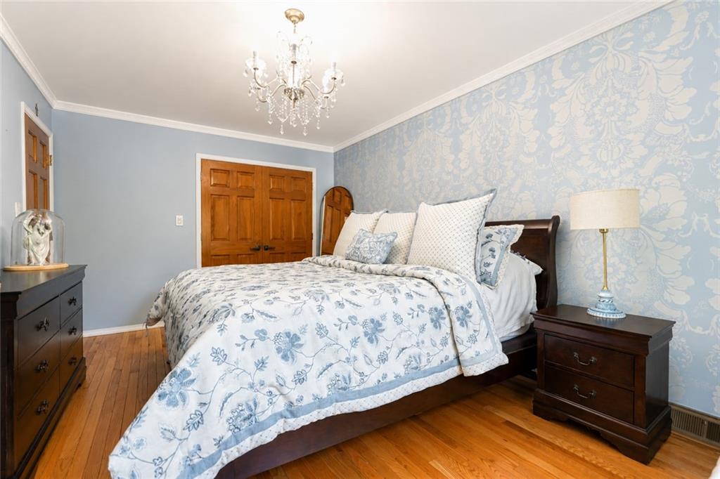 67 Claradon Grasmere 10305 New York photo
