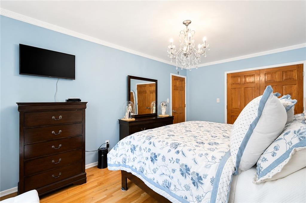 67 Claradon Grasmere 10305 New York photo