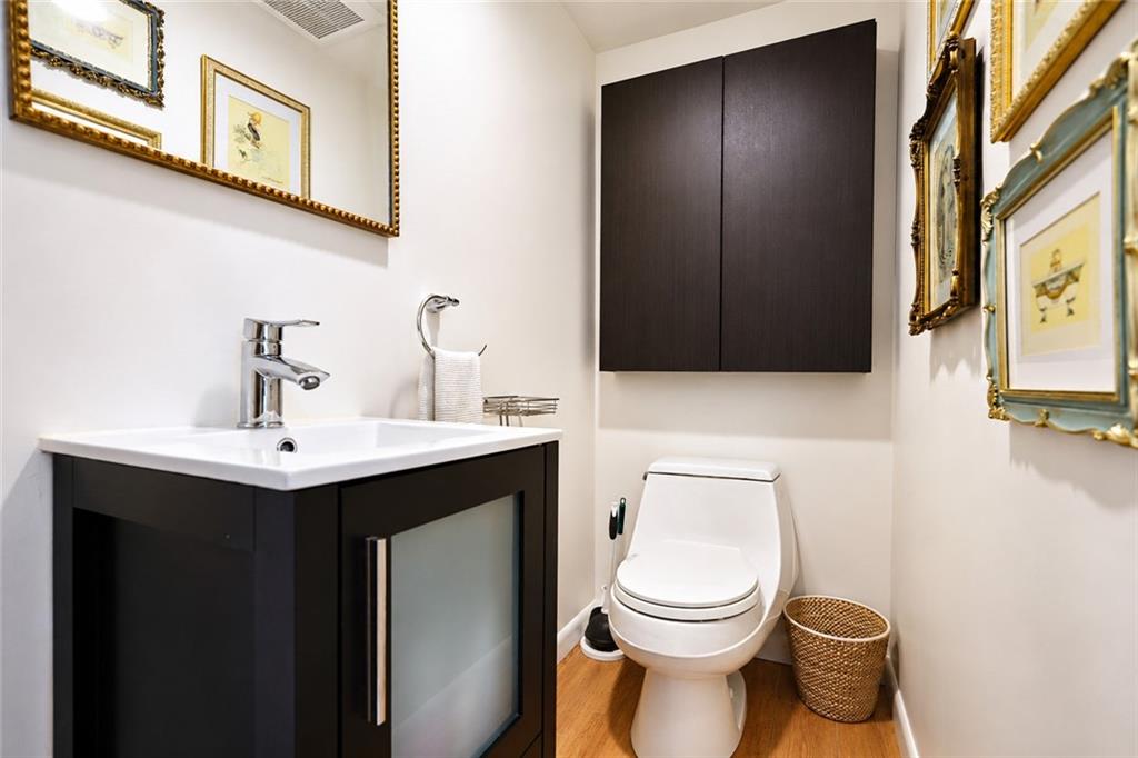 67 Claradon Grasmere 10305 New York photo
