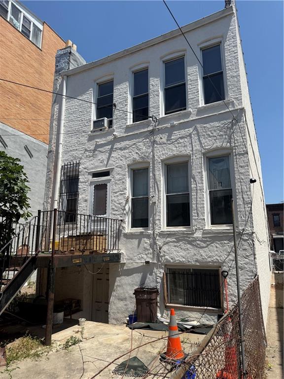 824 59th Sunset Park 11220 New York photo
