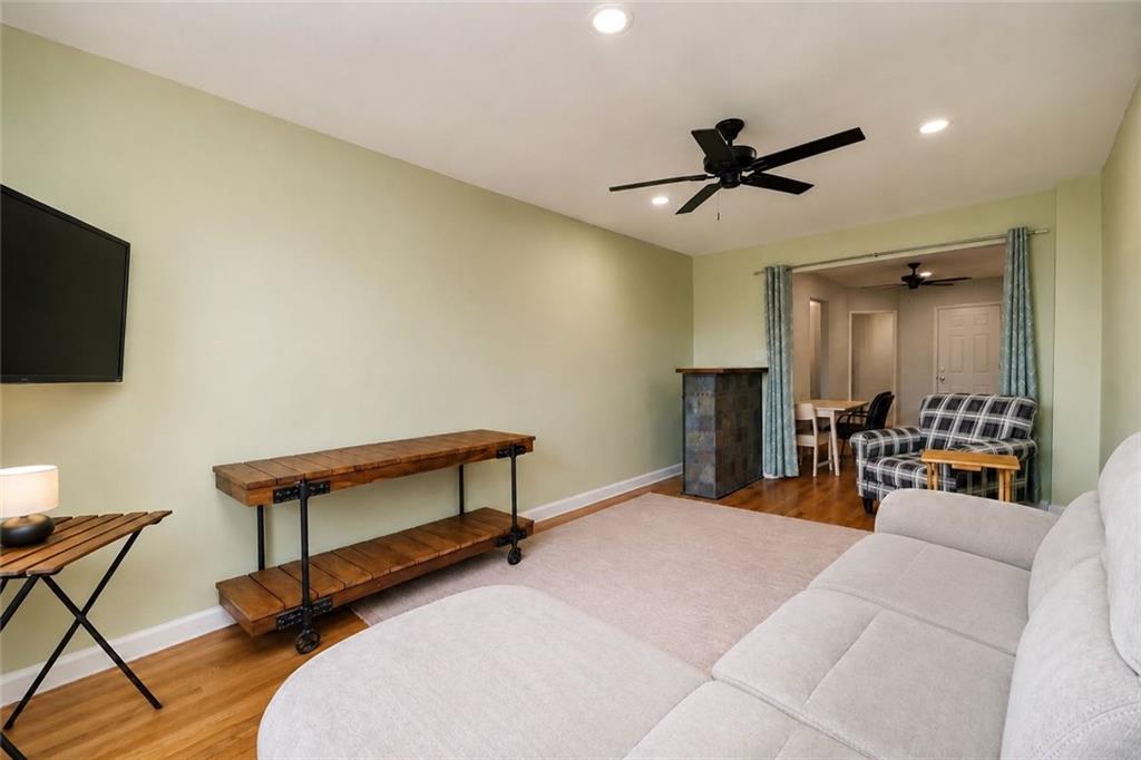9040 Fort Hamilton Bay Ridge 11209 New York photo