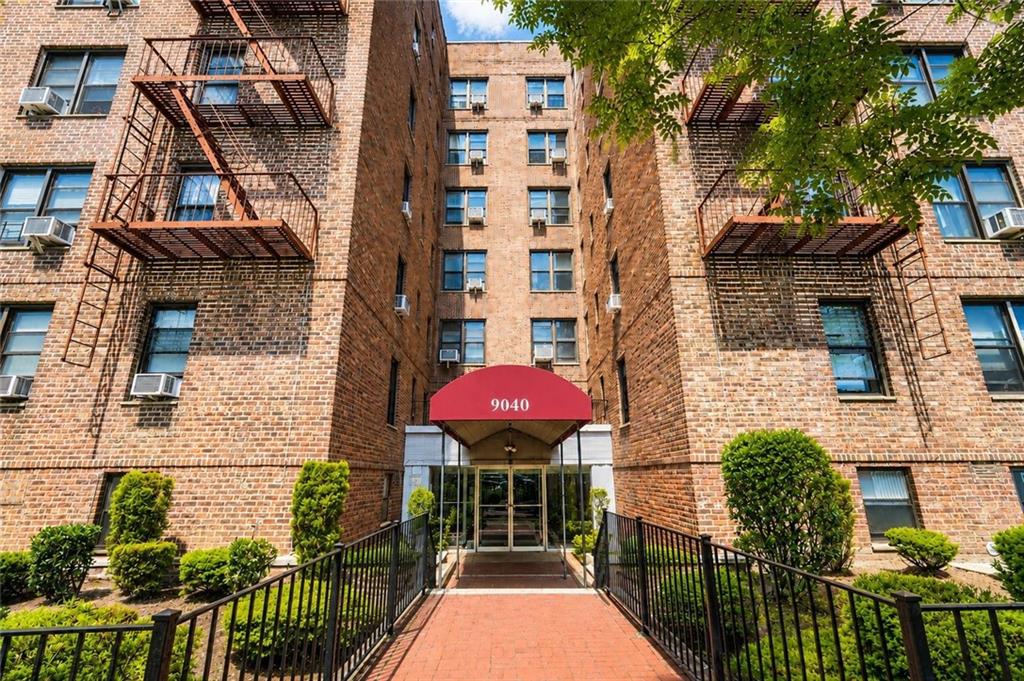 9040 Fort Hamilton Bay Ridge 11209 New York photo