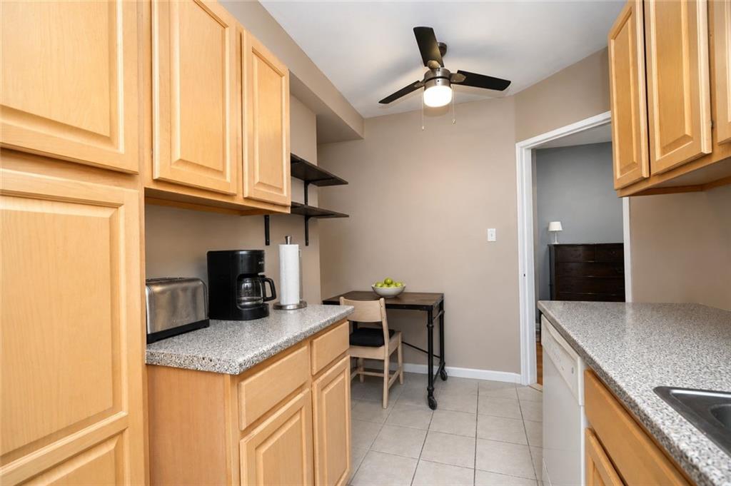 9040 Fort Hamilton Bay Ridge 11209 New York photo