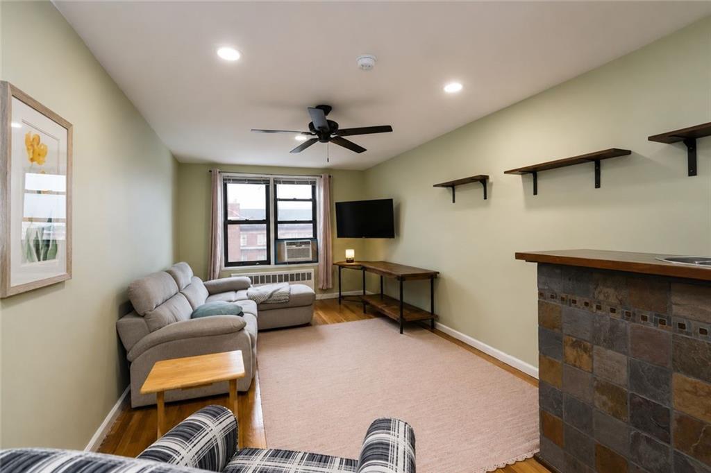 9040 Fort Hamilton Bay Ridge 11209 New York photo