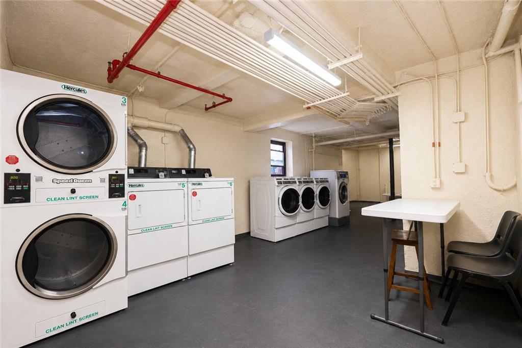 6702 Ridge Bay Ridge 11220 New York photo