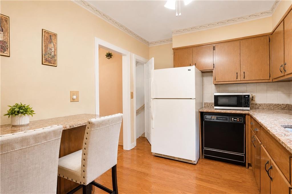 4104 Avenue S Marine Park 11234 New York photo