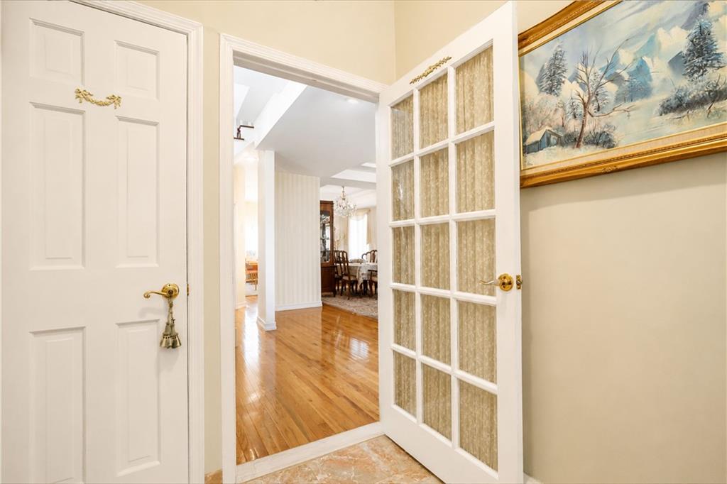 1030 73rd Bensonhurst 11228 New York photo