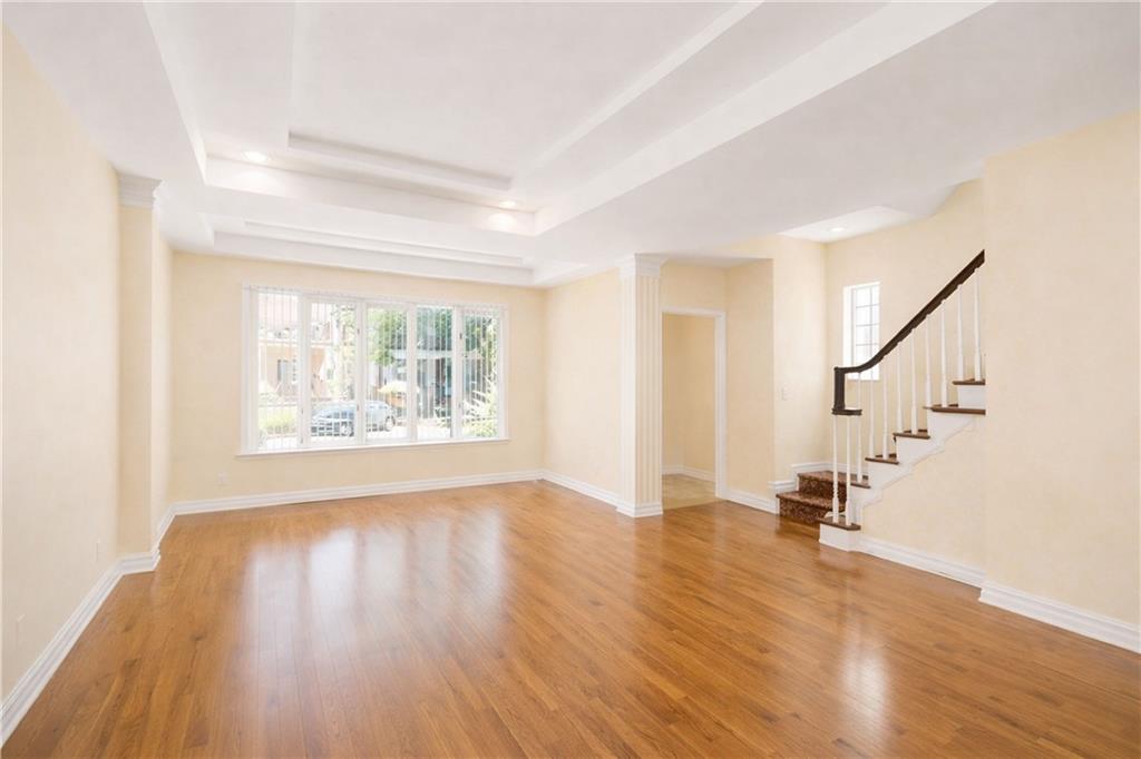 1030 73rd Bensonhurst 11228 New York photo