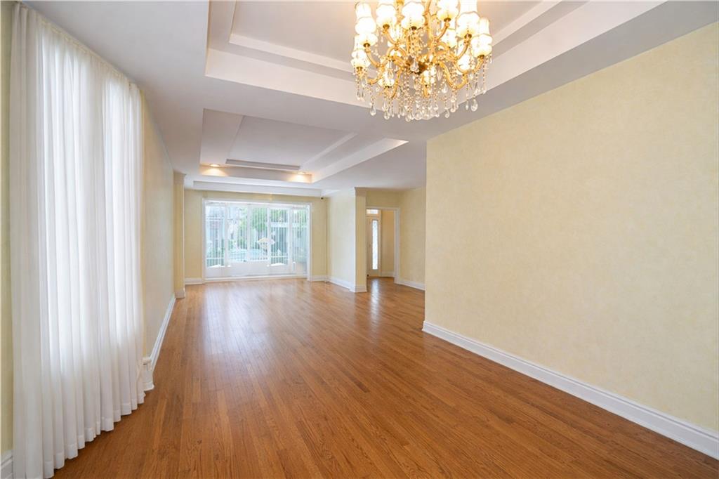 1030 73rd Bensonhurst 11228 New York photo