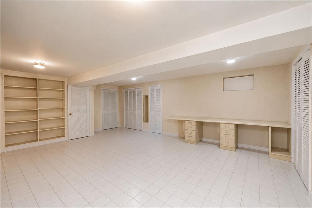1030 73rd Bensonhurst 11228 New York photo