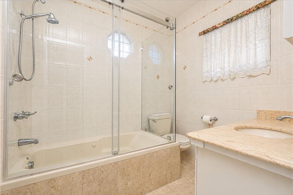 1030 73rd Bensonhurst 11228 New York photo
