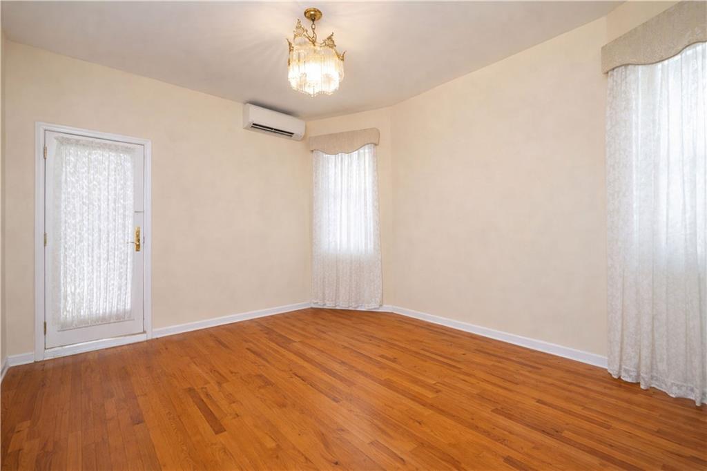1030 73rd Bensonhurst 11228 New York photo