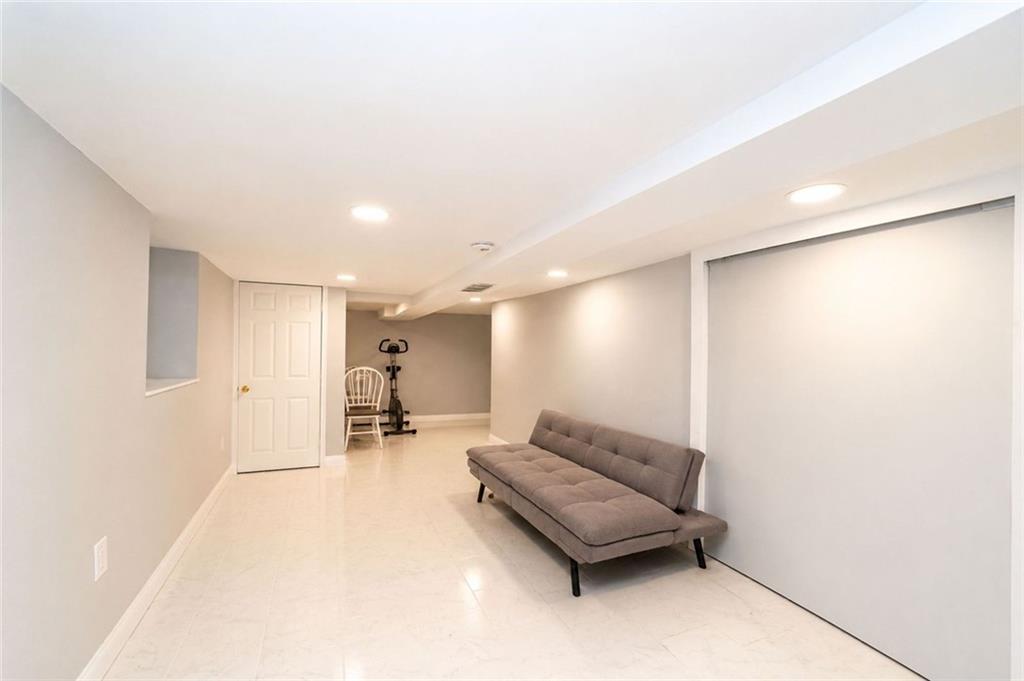 2755 East 28th Sheepshead Bay 11235 New York photo