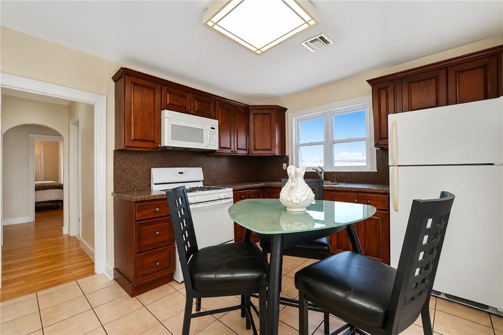 266 83rd Bay Ridge 11209 New York photo