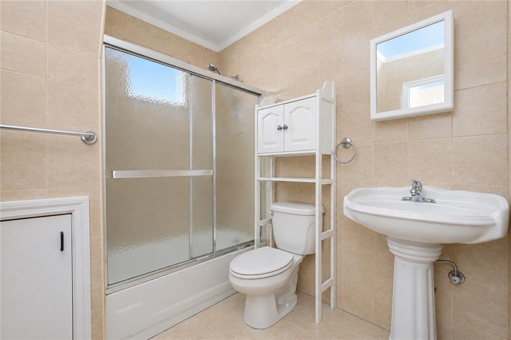 266 83rd Bay Ridge 11209 New York photo