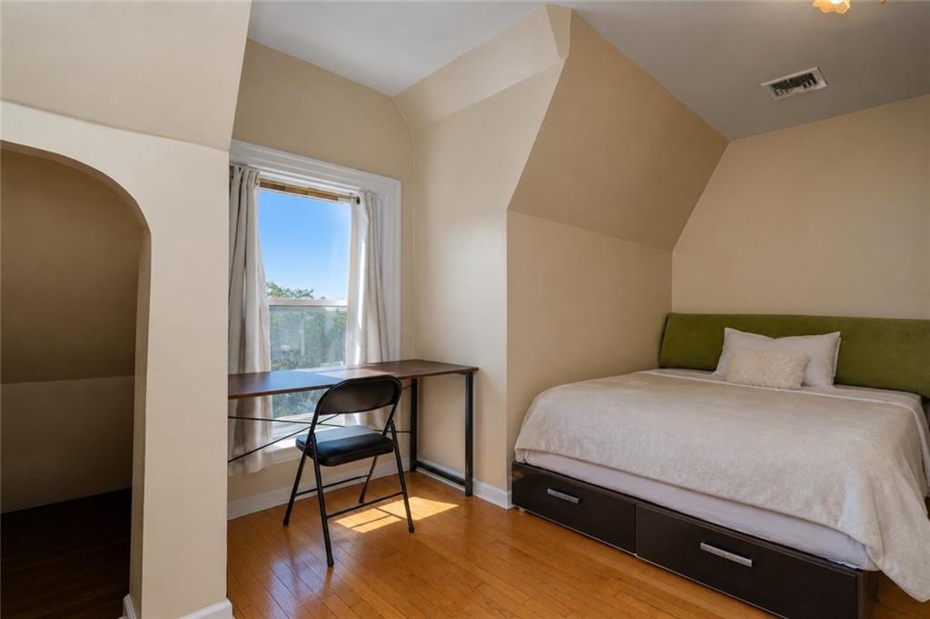 266 83rd Bay Ridge 11209 New York photo