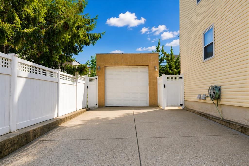 266 83rd Bay Ridge 11209 New York photo