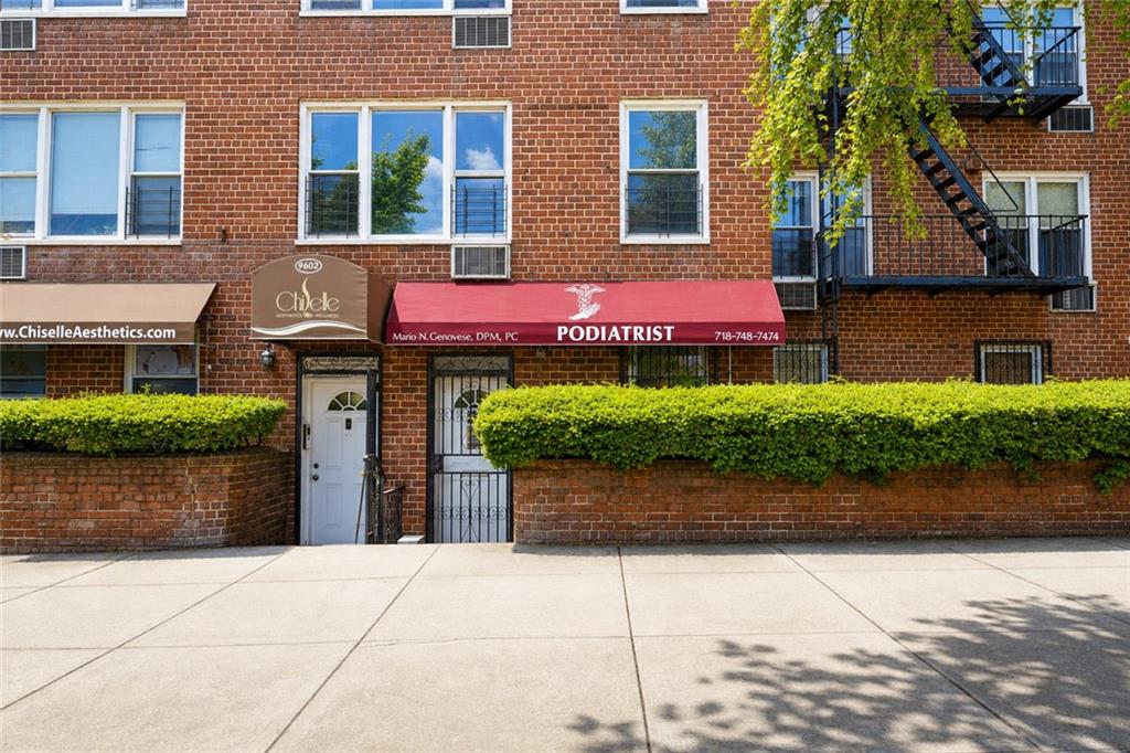 https://benbayrealty.s3.amazonaws.com/brooklynmls/503517/PhotoAug03202620327PMjpg