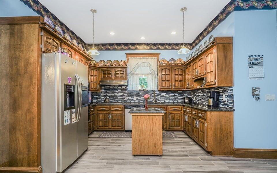 24 Ross Eltingville 10312 New York photo