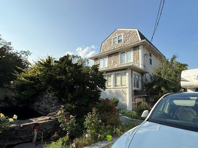 4293 Richmond Eltingville 10312 New York photo