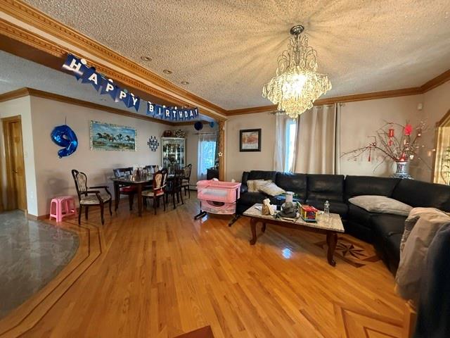 4293 Richmond Eltingville 10312 New York photo
