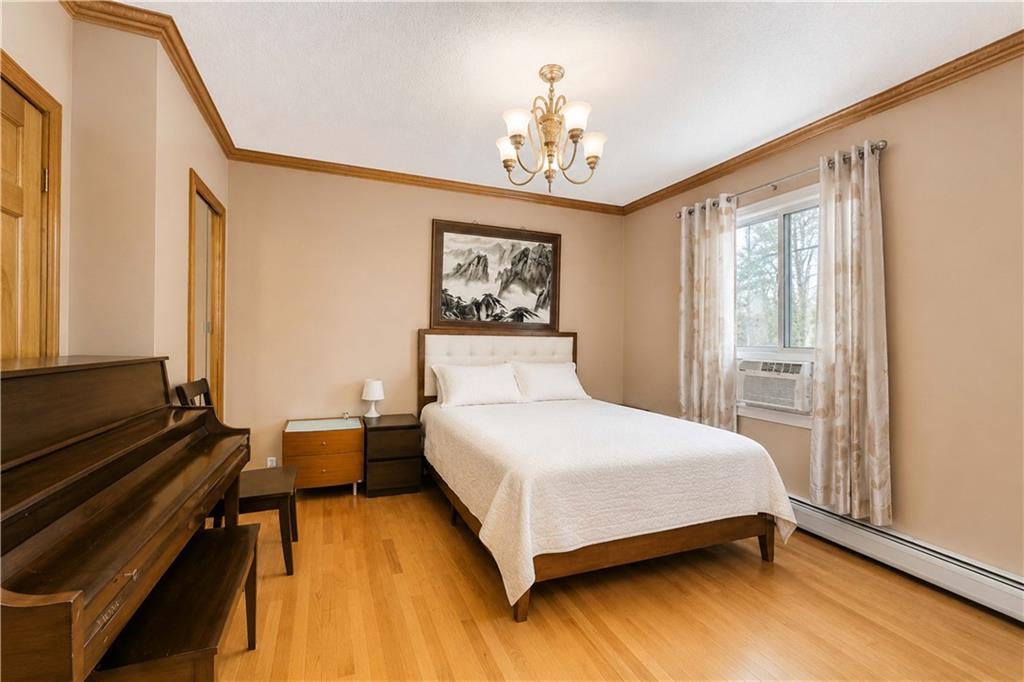 4293 Richmond Eltingville 10312 New York photo