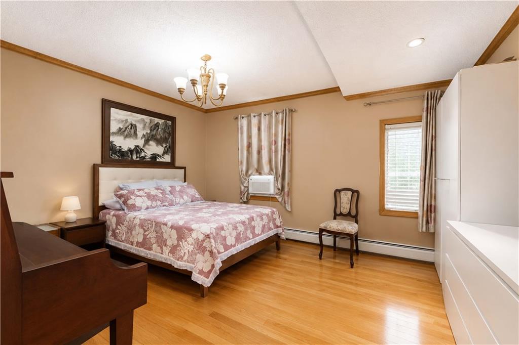 4293 Richmond Eltingville 10312 New York photo