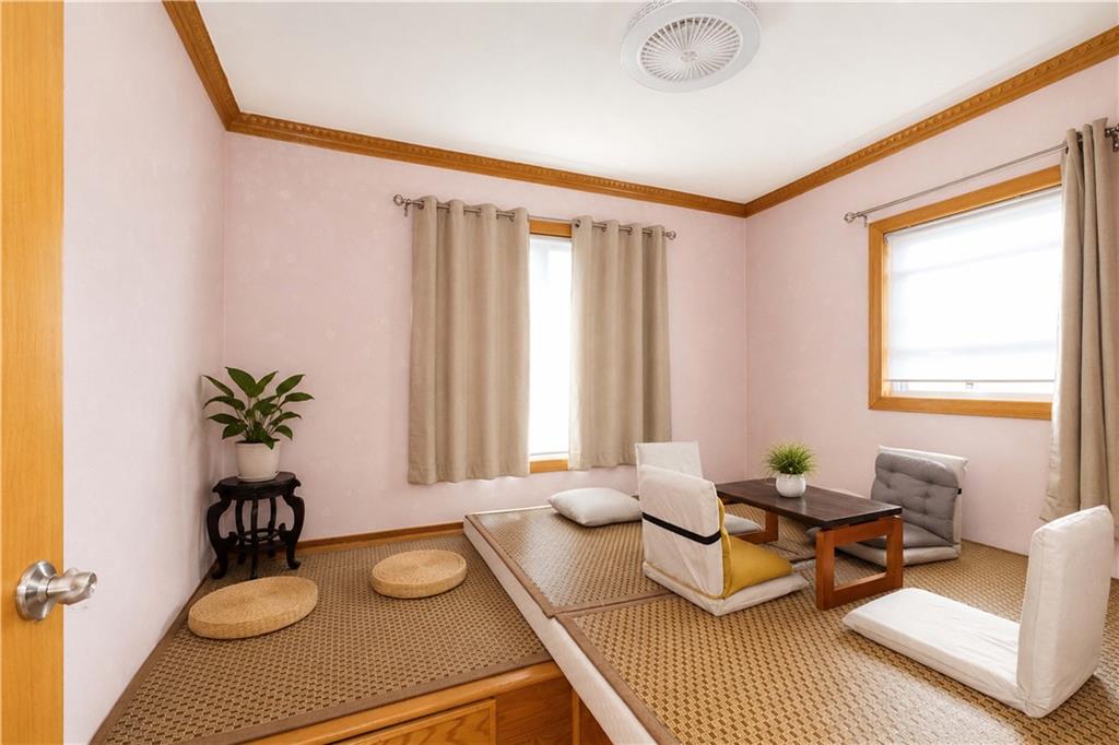 4293 Richmond Eltingville 10312 New York photo