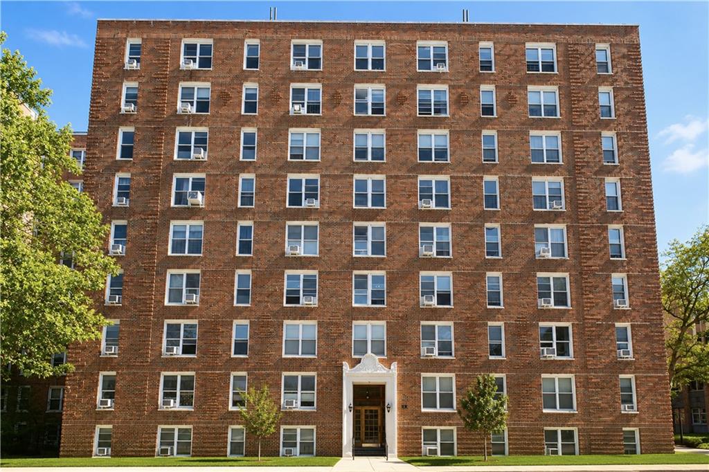 191 73rd Bay Ridge 11209 New York photo
