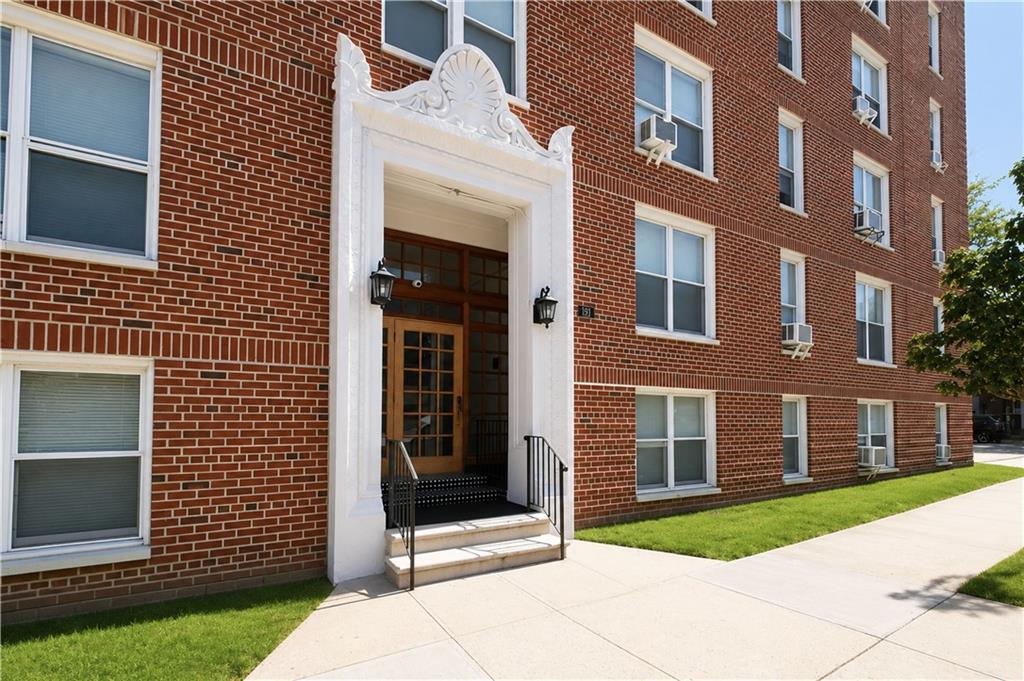 191 73rd Bay Ridge 11209 New York photo