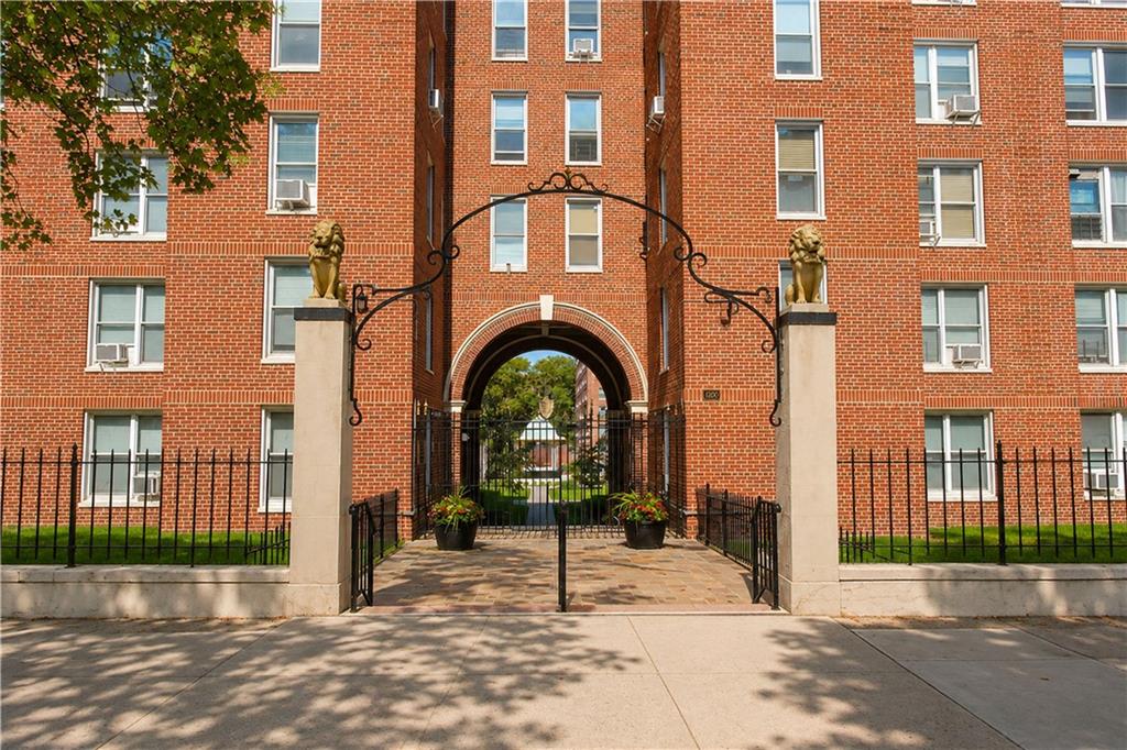 191 73rd Bay Ridge 11209 New York photo