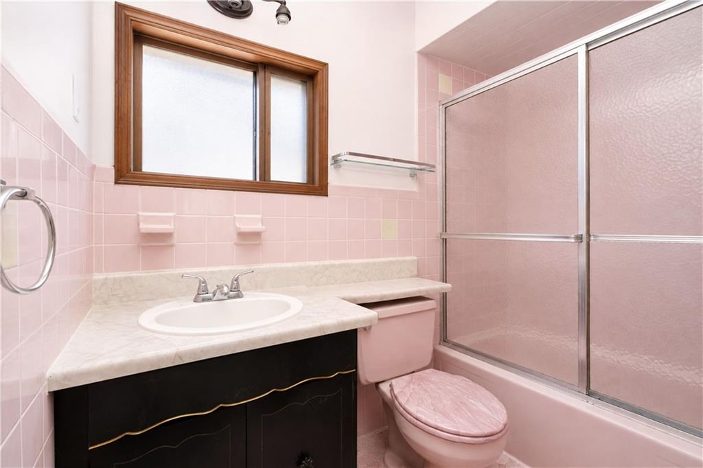 244 92nd Bay Ridge 11209 New York photo