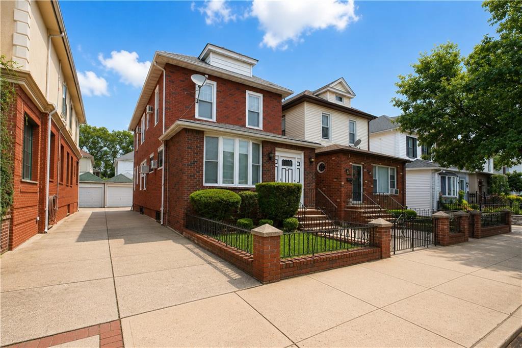 2061 80th Bensonhurst 11214 New York photo