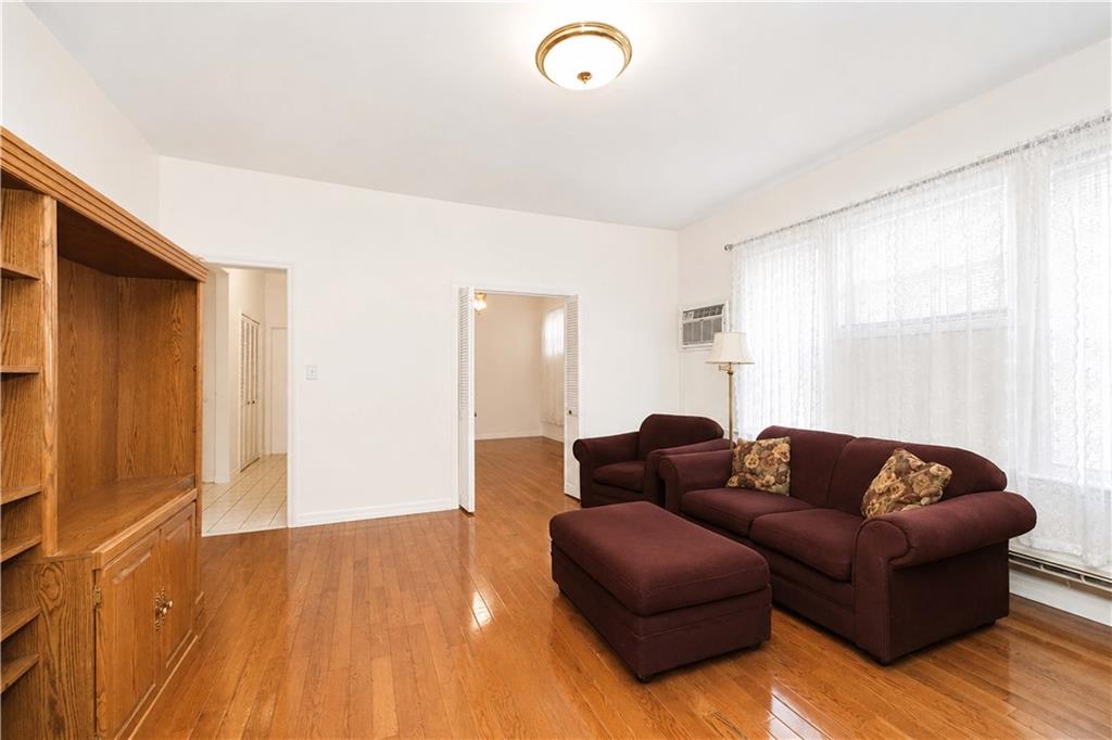 2061 80th Bensonhurst 11214 New York photo