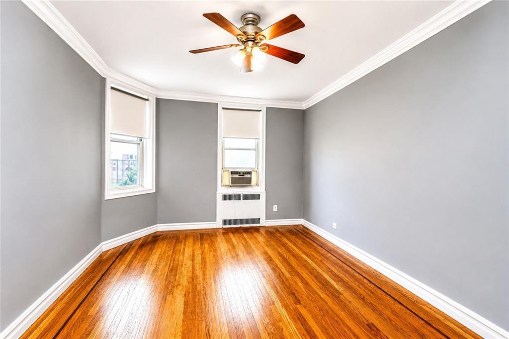 9437 Shore Bay Ridge 11209 New York photo