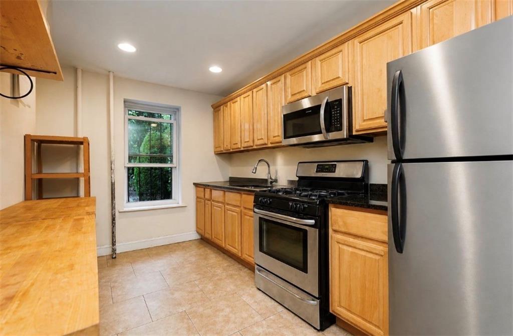 262 Ovington Bay Ridge 11209 New York photo