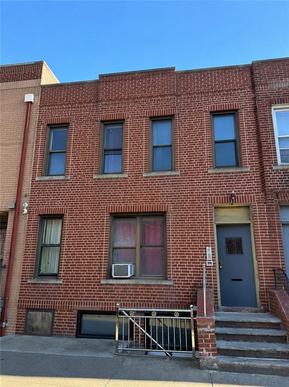 https://benbayrealty.s3.amazonaws.com/brooklynmls/504260/PropertyTreesRemovedBrightenedjpg