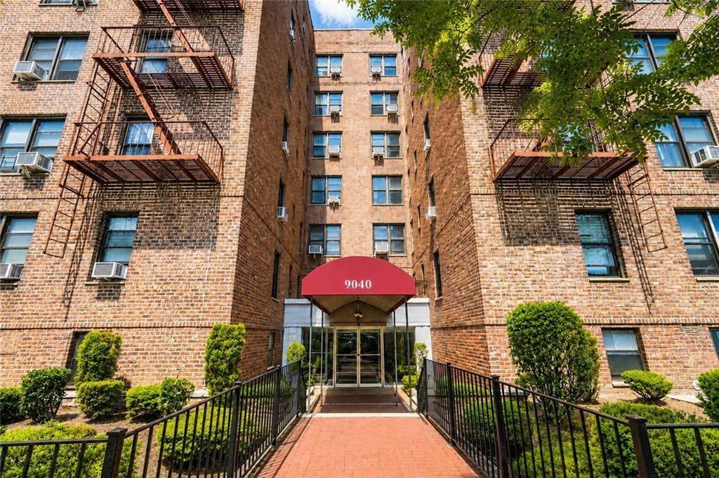 9040 Fort Hamilton Bay Ridge 11209 New York photo