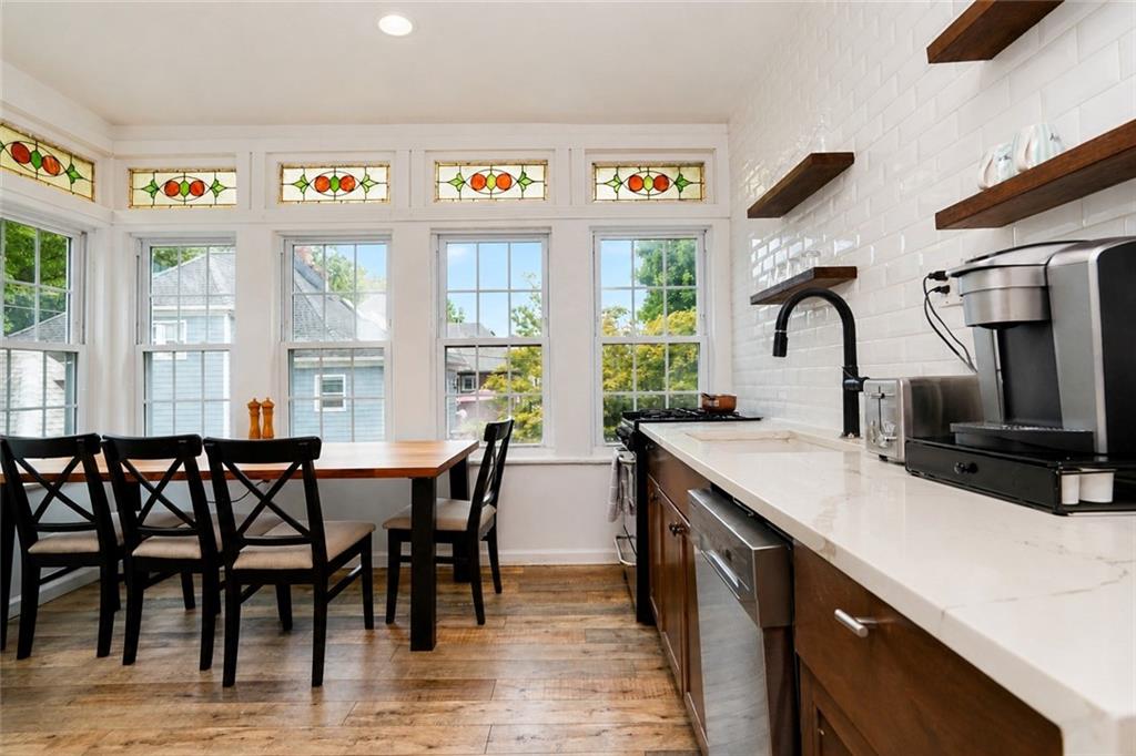 1112 Beverley Ditmas Park 11218 New York photo