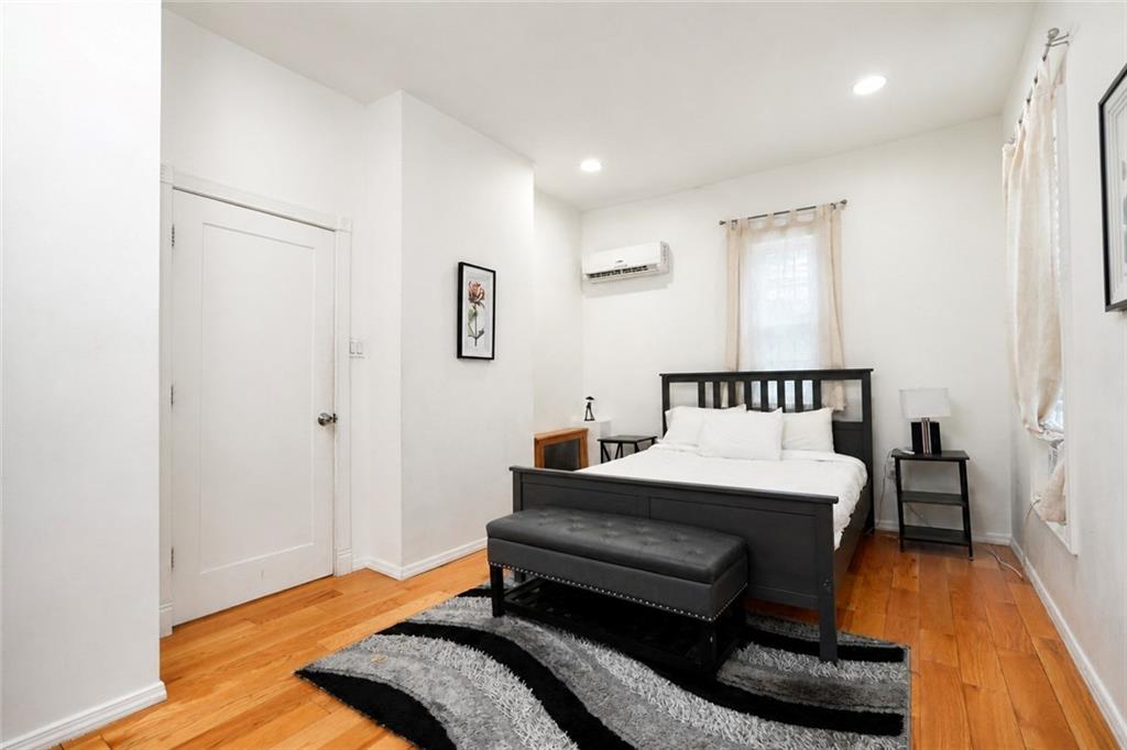 1112 Beverley Ditmas Park 11218 New York photo