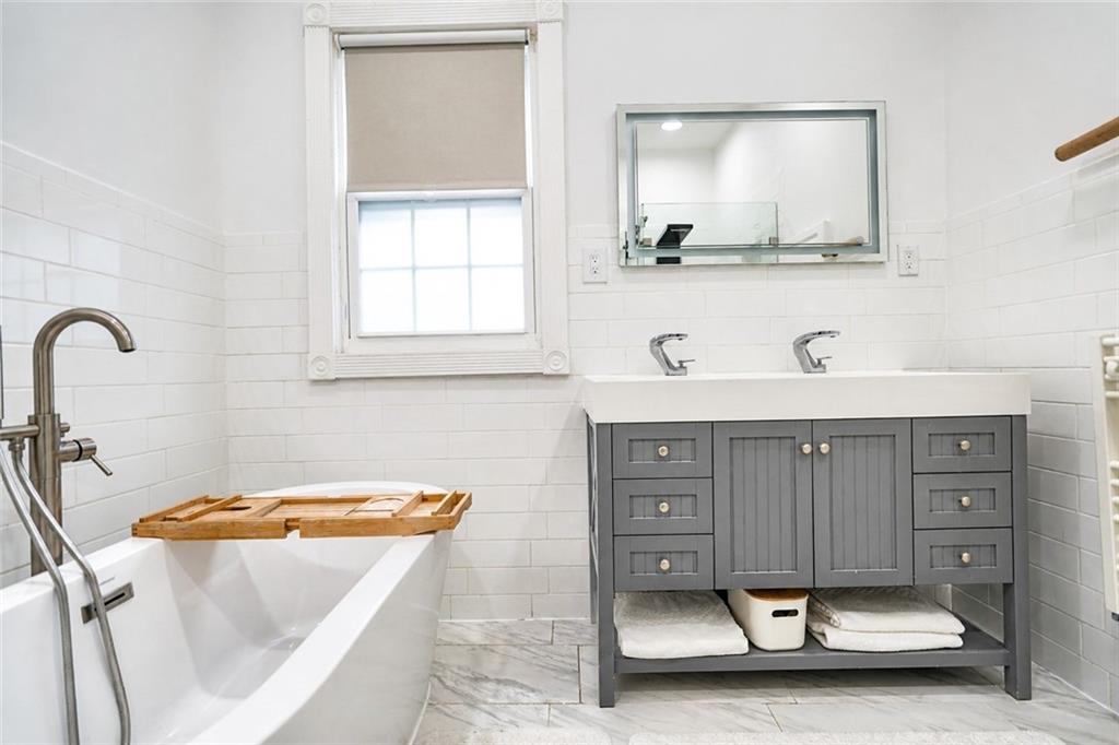 1112 Beverley Ditmas Park 11218 New York photo